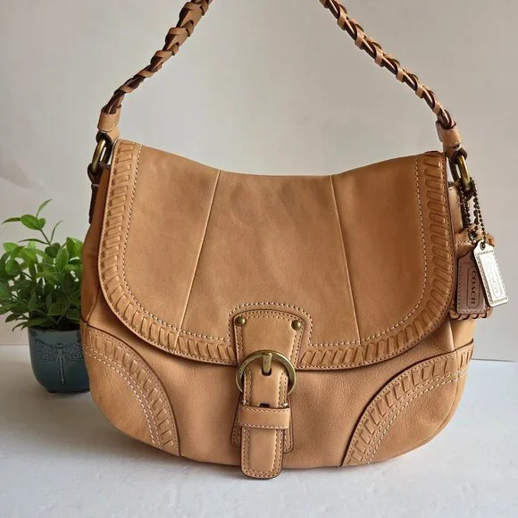 EUC Coach Poppy Whipstitched Hobo (#19004) in Natural Vachetta Leather - Picture 1 of 16